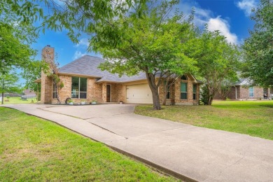 Welcome home to this beautifully renovated 3 bed 2 bath gem on Creekview Golf Club in Texas - for sale on GolfHomes.com, golf home, golf lot