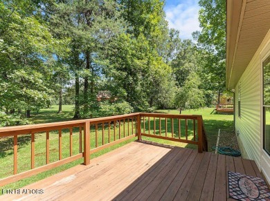 Move In Ready Home in Lake Tansi!! This spacious 2 bedroom PLUS on Lake Tansi Village Country Club in Tennessee - for sale on GolfHomes.com, golf home, golf lot