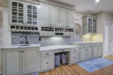 Welcome to your dream lakefront home! Built in 1999 and nestled on Bent Tree Golf Course in Georgia - for sale on GolfHomes.com, golf home, golf lot