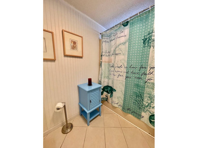 Stunning, move-in-ready manufactured home on leased land-nothing on Pine Lakes Country Club in Florida - for sale on GolfHomes.com, golf home, golf lot