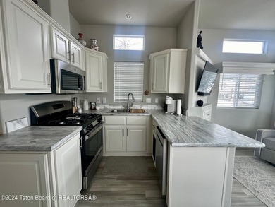 Beautifully maintained, immaculate 2022 CAVCO unit in the Star on Star Valley RV Golf Course in Wyoming - for sale on GolfHomes.com, golf home, golf lot