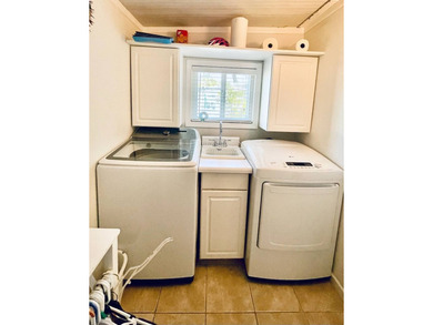 Stunning, move-in-ready manufactured home on leased land-nothing on Pine Lakes Country Club in Florida - for sale on GolfHomes.com, golf home, golf lot