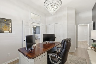 A rare opportunity in The Woods at Oakmont.
This beautifully on Oakmont Country Club in Texas - for sale on GolfHomes.com, golf home, golf lot