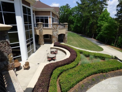 As you step through the front door, you'll immediately feel the on Carolina Lakes Golf Club, LLC in South Carolina - for sale on GolfHomes.com, golf home, golf lot