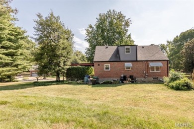 Not your typical Greendale home.  3 beds, 2 full baths, finished on Normandie Golf Club in Missouri - for sale on GolfHomes.com, golf home, golf lot