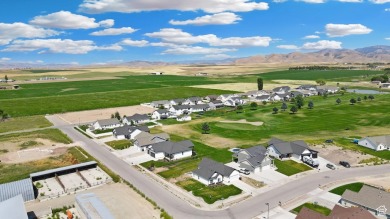 Bright, Spacious, and Steps from the Golf Course Tucked away on on Preston Golf and Country Club in Idaho - for sale on GolfHomes.com, golf home, golf lot
