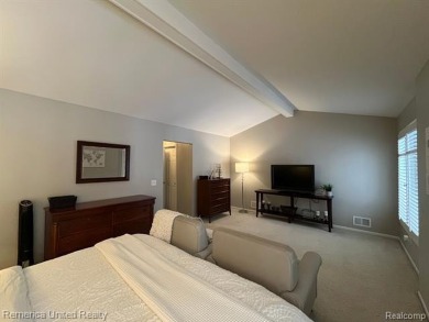 Gorgeous and spectacularly updated Oak Pointe condo with access on Oak Pointe Country Club in Michigan - for sale on GolfHomes.com, golf home, golf lot