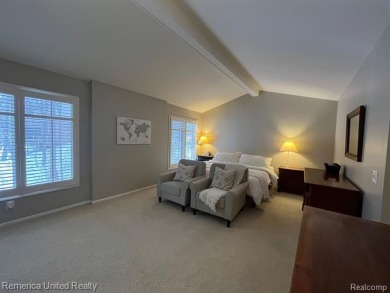 Gorgeous and spectacularly updated Oak Pointe condo with access on Oak Pointe Country Club in Michigan - for sale on GolfHomes.com, golf home, golf lot