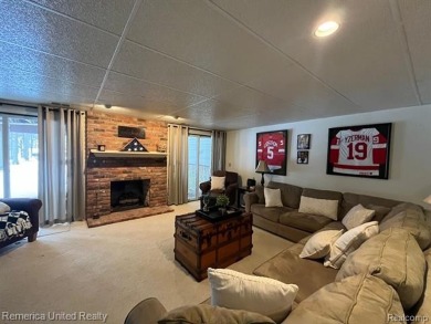 Gorgeous and spectacularly updated Oak Pointe condo with access on Oak Pointe Country Club in Michigan - for sale on GolfHomes.com, golf home, golf lot