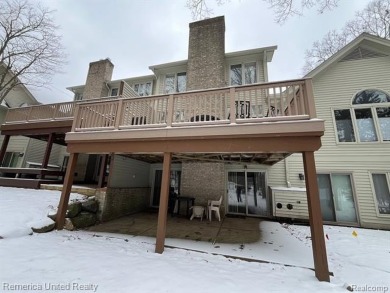 Gorgeous and spectacularly updated Oak Pointe condo with access on Oak Pointe Country Club in Michigan - for sale on GolfHomes.com, golf home, golf lot