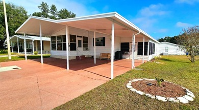 Spacious 2 bedroom 2 bath home in 55 + Resort style community in on Zephyrhills Municipal Golf Course in Florida - for sale on GolfHomes.com, golf home, golf lot