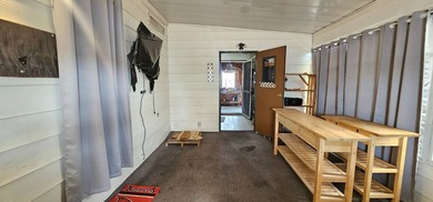 Spacious 2 bedroom 2 bath home in 55 + Resort style community in on Zephyrhills Municipal Golf Course in Florida - for sale on GolfHomes.com, golf home, golf lot