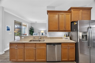 TURNKEY! GOLF MEMBERSHIP! STUNNING 3-BEDROOM, 2-BATH, 2-CAR on Heritage Landing Golf  in Florida - for sale on GolfHomes.com, golf home, golf lot