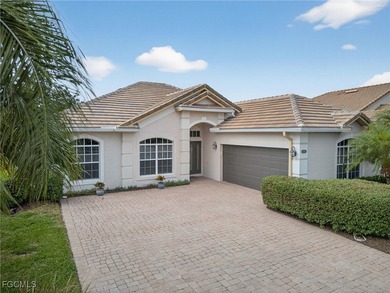 TURNKEY! GOLF MEMBERSHIP! STUNNING 3-BEDROOM, 2-BATH, 2-CAR on Heritage Landing Golf  in Florida - for sale on GolfHomes.com, golf home, golf lot
