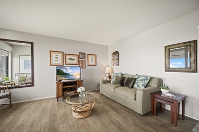 Stunning Oceanfront 1BD/1BA Condo at Sealodge - Prime End-Unit on Makai Golf Club At Princeville in Hawaii - for sale on GolfHomes.com, golf home, golf lot