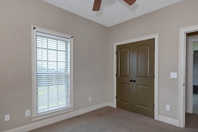 CHARMING HOME IN LAKEWOOD AREA  - READY FOR YOUR PERSONAL TOUCH! on Lakewood Golf Course in Alabama - for sale on GolfHomes.com, golf home, golf lot