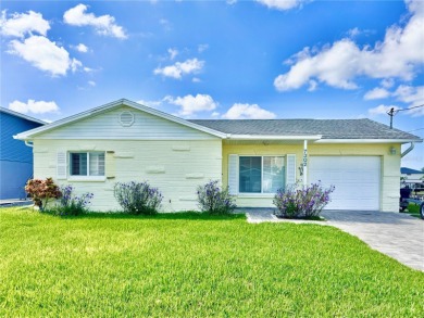 2/2 Waterfront Cottage Paradise for Boating & Fishing on Sea Pines Golf Club in Florida - for sale on GolfHomes.com, golf home, golf lot