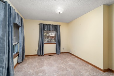 Discover the possibilities in this spacious 3-bedroom, 3-bath on Cortez Golf Course in Arkansas - for sale on GolfHomes.com, golf home, golf lot