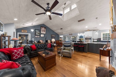 Highly desirable single-level home located in the heart of Old on Pinehurst Resort and Country Club in North Carolina - for sale on GolfHomes.com, golf home, golf lot