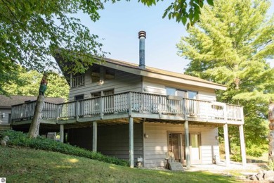 Shanty Creek home w/lots of character. 3 bedroom,3 1/2 bath on on Hawks Eye Golf Course in Michigan - for sale on GolfHomes.com, golf home, golf lot