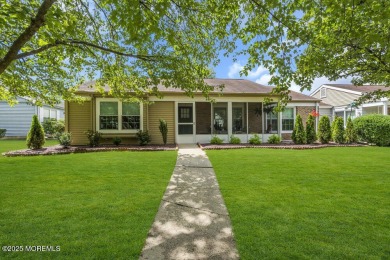 Welcome home to this newly updated Oxford model end unit! The on Leisure Village West Assoc. in New Jersey - for sale on GolfHomes.com, golf home, golf lot