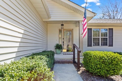 This charming 3-bedroom, 2-bath ranch is located in the heart of on Tara Golf Club At Savannah Lakes in South Carolina - for sale on GolfHomes.com, golf home, golf lot