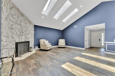 Welcome to this beautifully updated 2 Bedroom, 2 Bath Patio home on Raintree Golf Course in New Jersey - for sale on GolfHomes.com, golf home, golf lot