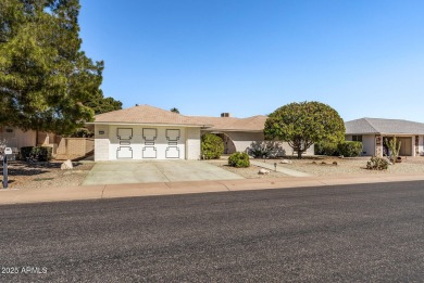 Welcome to this 3-bedroom, 2-bath Castillo model in the on Deer Valley Golf Course in Arizona - for sale on GolfHomes.com, golf home, golf lot