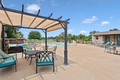 TURNKEY Shangri-La Condo. Fully FURNISHED with Short-Term RENTAL on Shangri La Golf Resort and Club in Oklahoma - for sale on GolfHomes.com, golf home, golf lot