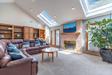 THE TOWNHOME YOU'VE BEEN LOOKING FOR....... A truly  FABULOUS on Briar Ridge Country Club in Indiana - for sale on GolfHomes.com, golf home, golf lot