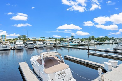 Awesome 4br/3.5ba townhome w/ 1 car garage, screened porch & on  in South Carolina - for sale on GolfHomes.com, golf home, golf lot