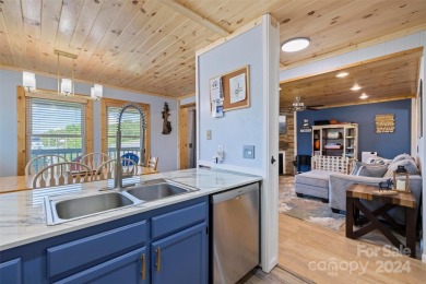 *SKIP THE STRESS & HASSLE OF RENOVATING* RARE FIND...OPEN FLOOR on Beech Mountain Club in North Carolina - for sale on GolfHomes.com, golf home, golf lot