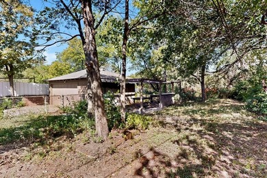 Awesome opportunity to buy in a well-established location with on Keeton Park Golf Course in Texas - for sale on GolfHomes.com, golf home, golf lot