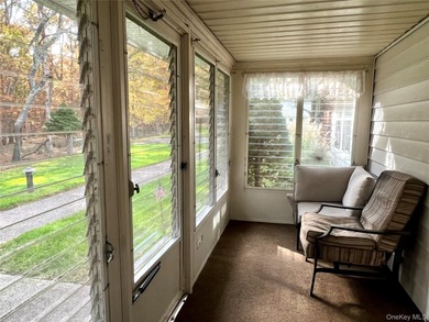 Baronet model in a great location. This condo is in excellent on Leisure Village Golf Course in New York - for sale on GolfHomes.com, golf home, golf lot