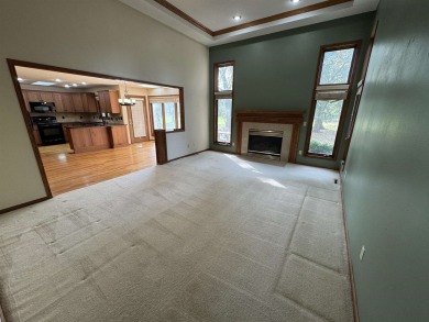 Charming 4-Bed, 3.5-Bath Home on Dakota Dunes Golf Course!! This on Dakota Dunes Country Club in South Dakota - for sale on GolfHomes.com, golf home, golf lot