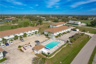 Introducing a charming 2 bedroom, 2.5 bathroom house located in on Kingsway Country Club in Florida - for sale on GolfHomes.com, golf home, golf lot