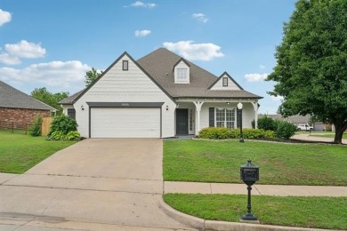 Discover your perfect home in this charming residence in on Bailey Ranch Golf Club in Oklahoma - for sale on GolfHomes.com, golf home, golf lot