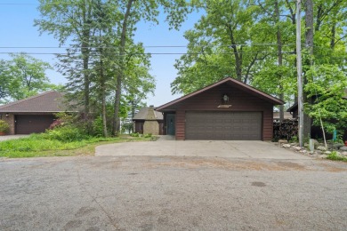 Rare lakefront opportunity on all-sports Duck Lake! Experience on Duck Lake Country Club in Michigan - for sale on GolfHomes.com, golf home, golf lot