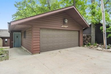 Rare lakefront opportunity on all-sports Duck Lake! Experience on Duck Lake Country Club in Michigan - for sale on GolfHomes.com, golf home, golf lot