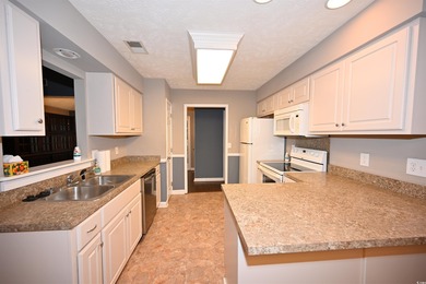 Charming ranch-style home located in the well-known Aberdeen on Aberdeen Golf and Country Club in South Carolina - for sale on GolfHomes.com, golf home, golf lot