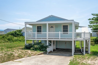 Here's a charming 3 bedroom, 2 bath renovated cottage located in on Nags Head Golf Links in North Carolina - for sale on GolfHomes.com, golf home, golf lot