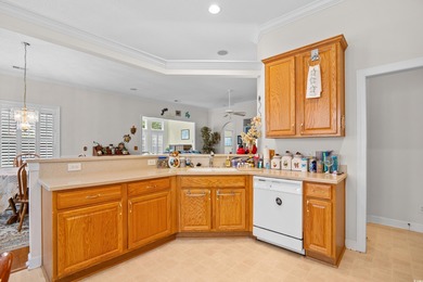 Coastal living in Pawley's Island. Charming home nestled in on The Founders Club At Pawleys Island in South Carolina - for sale on GolfHomes.com, golf home, golf lot