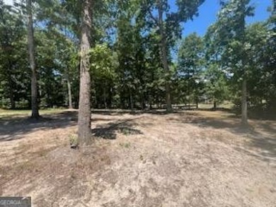 Beautiful level 1 acre corner building lot in Golf course on Hartwell Golf Club in Georgia - for sale on GolfHomes.com, golf home, golf lot