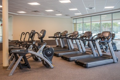 BUYER INCENTIVES: 2 months free lot rent and 6 months free WiFi on Rolling Greens Executive Golf Community in Florida - for sale on GolfHomes.com, golf home, golf lot