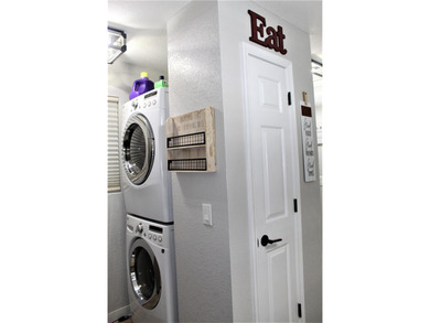 Beautifully remodeled 1 bed / 1 bath condo, sold fully furnished on Pointe Royale Village Country Club in Missouri - for sale on GolfHomes.com, golf home, golf lot