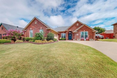 This single story home in Oakmont Estates is fabulous inside and on Oakmont Country Club in Texas - for sale on GolfHomes.com, golf home, golf lot