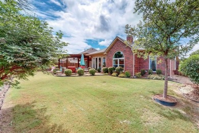 This single story home in Oakmont Estates is fabulous inside and on Oakmont Country Club in Texas - for sale on GolfHomes.com, golf home, golf lot