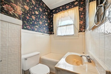Amazing and rare opportunity to remodel your dream home in on Stevens Park Golf Course in Texas - for sale on GolfHomes.com, golf home, golf lot