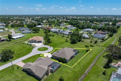 DEEP CREEK POOL HOME ON QUIET CUL-DE-SAC - This isn't just on Deep Creek Golf Club in Florida - for sale on GolfHomes.com, golf home, golf lot