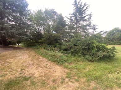 Nice building lot w/ 121' of golf course frontage. Own a lot at on Lake Panorama National Golf Course in Iowa - for sale on GolfHomes.com, golf home, golf lot